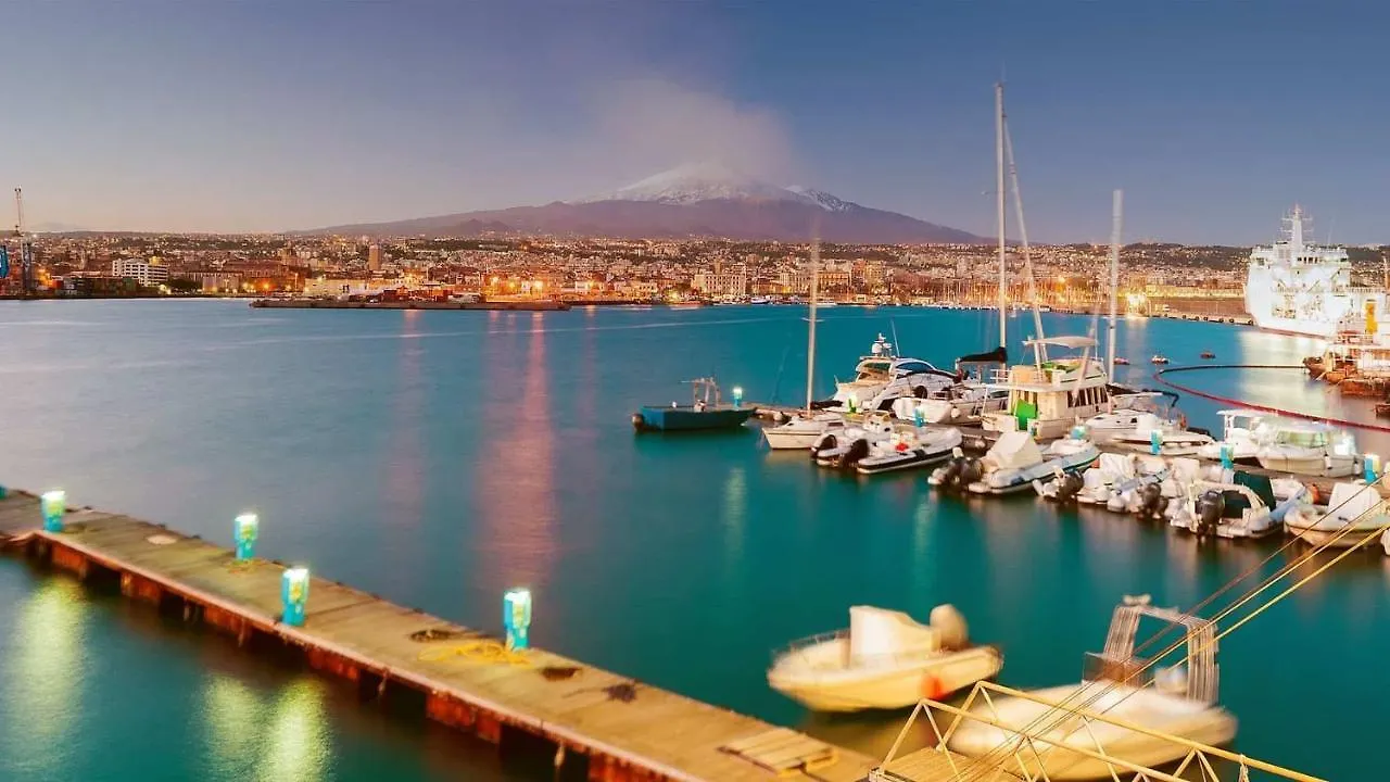 Catania Central Deluxe House Dom wakacyjny